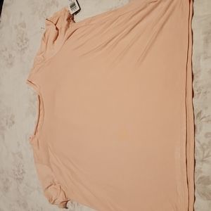 Torrid peach super soft knit t-shirt 4X